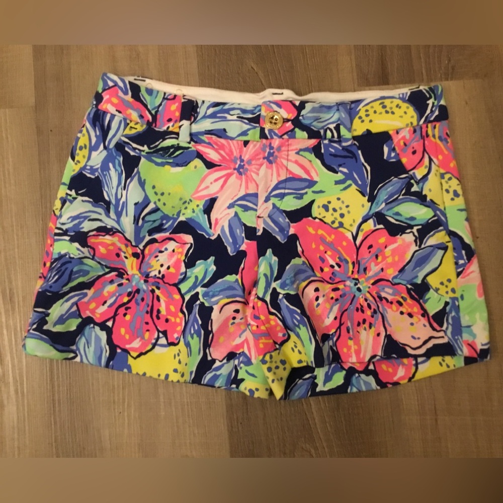 Lilly Pulitzer “Callahan” Stretch Knit Floral Shorts -SZ 2 - Never Worn